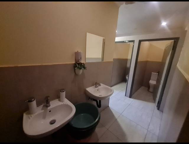 12 BEDROOM HOUSE FOR SALE IN BEDWORTH PARK